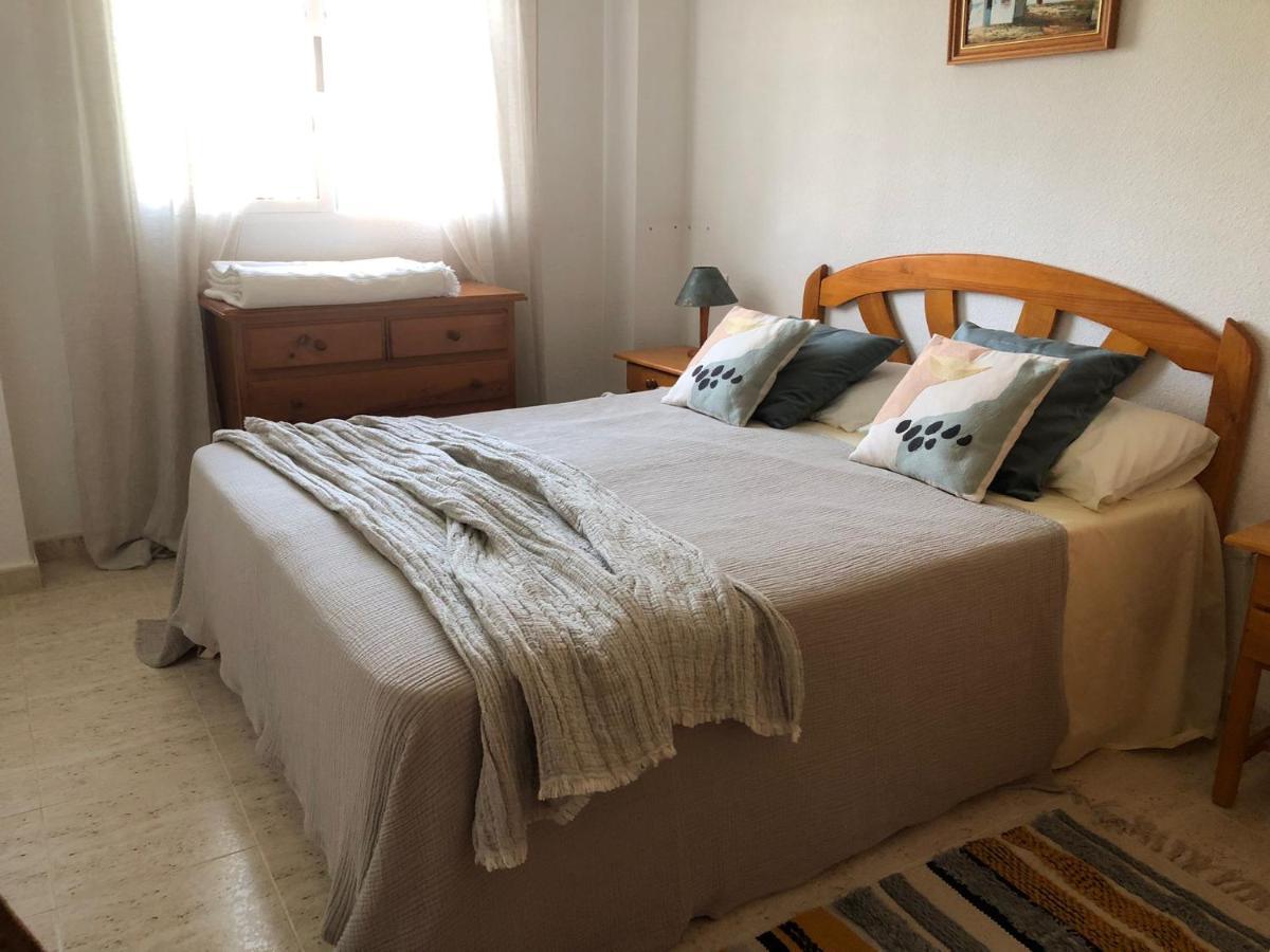Bungalow Con Terraza La Mata لا ماتا المظهر الخارجي الصورة