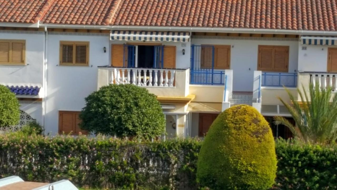 Bungalow Con Terraza La Mata لا ماتا المظهر الخارجي الصورة