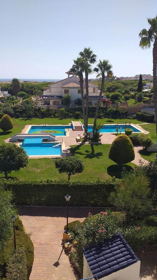 Bungalow Con Terraza La Mata لا ماتا المظهر الخارجي الصورة
