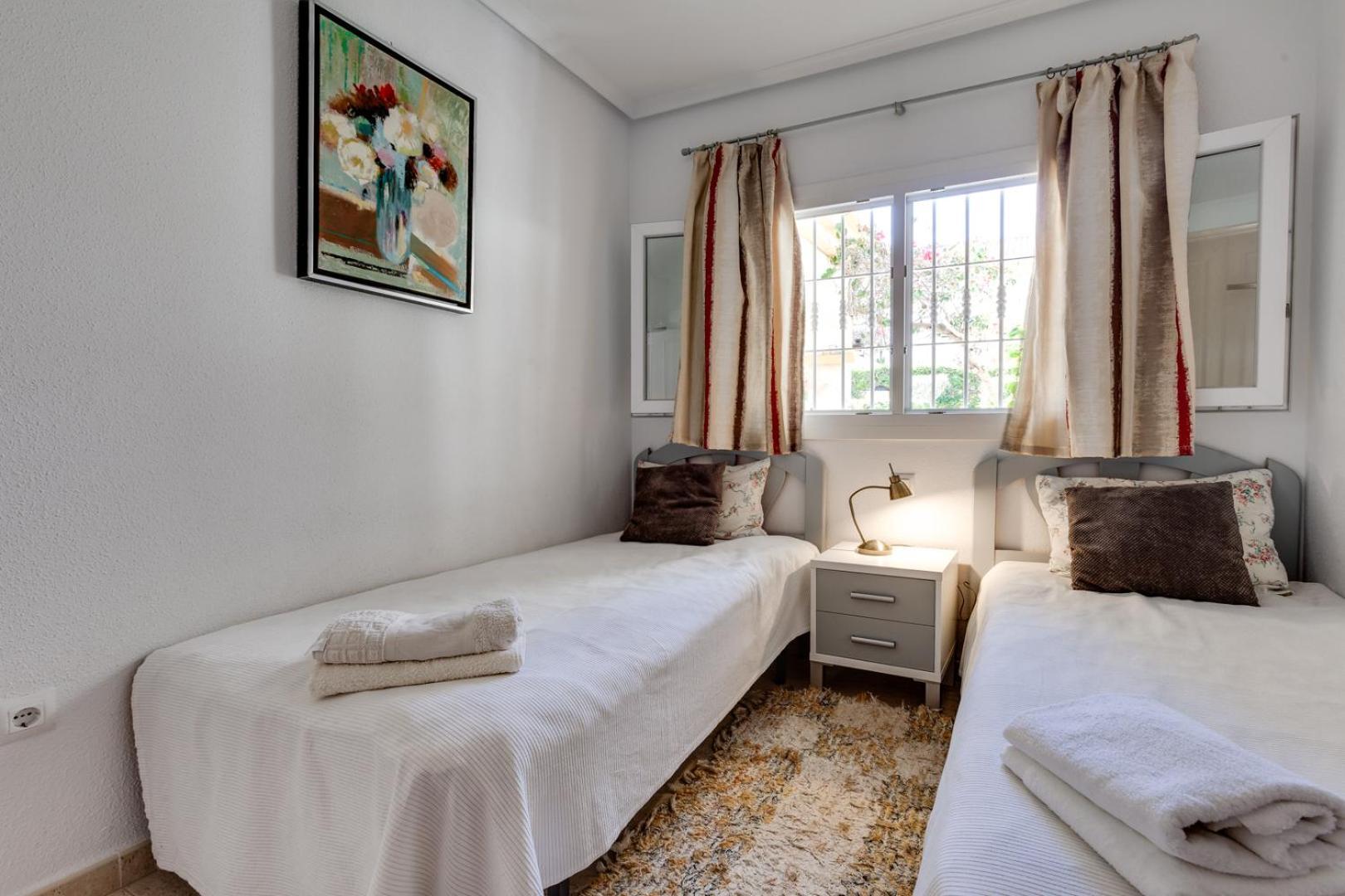 Bungalow Con Terraza La Mata لا ماتا المظهر الخارجي الصورة