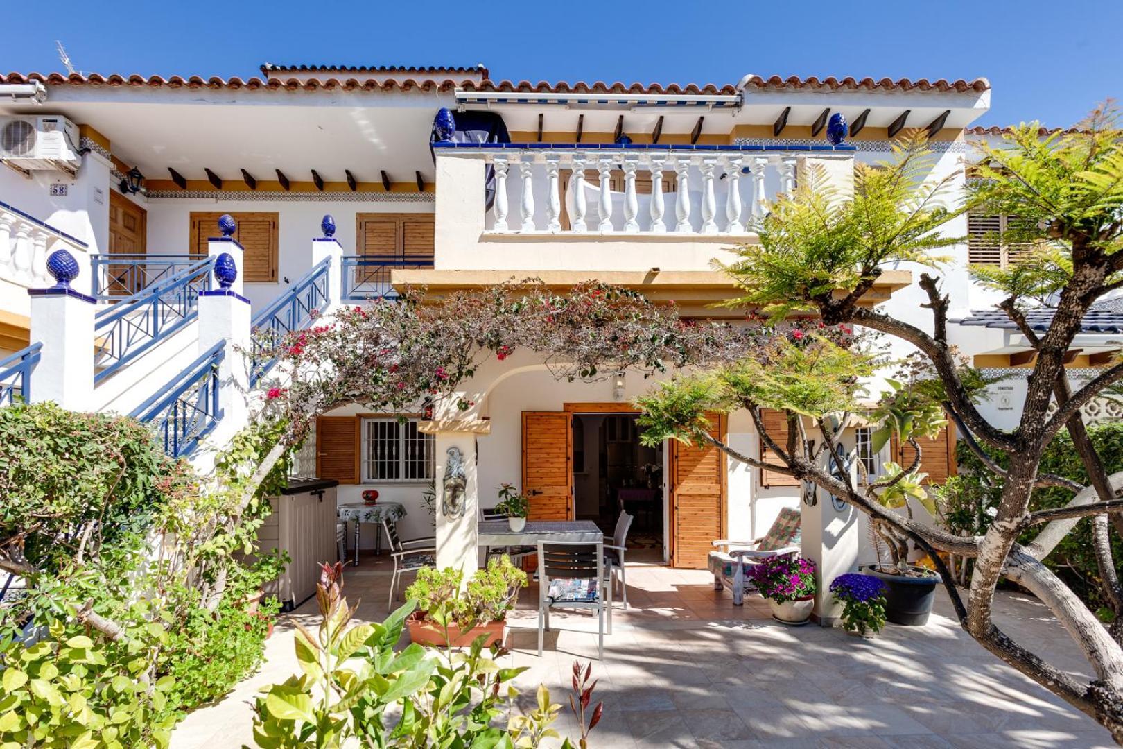 Bungalow Con Terraza La Mata لا ماتا المظهر الخارجي الصورة