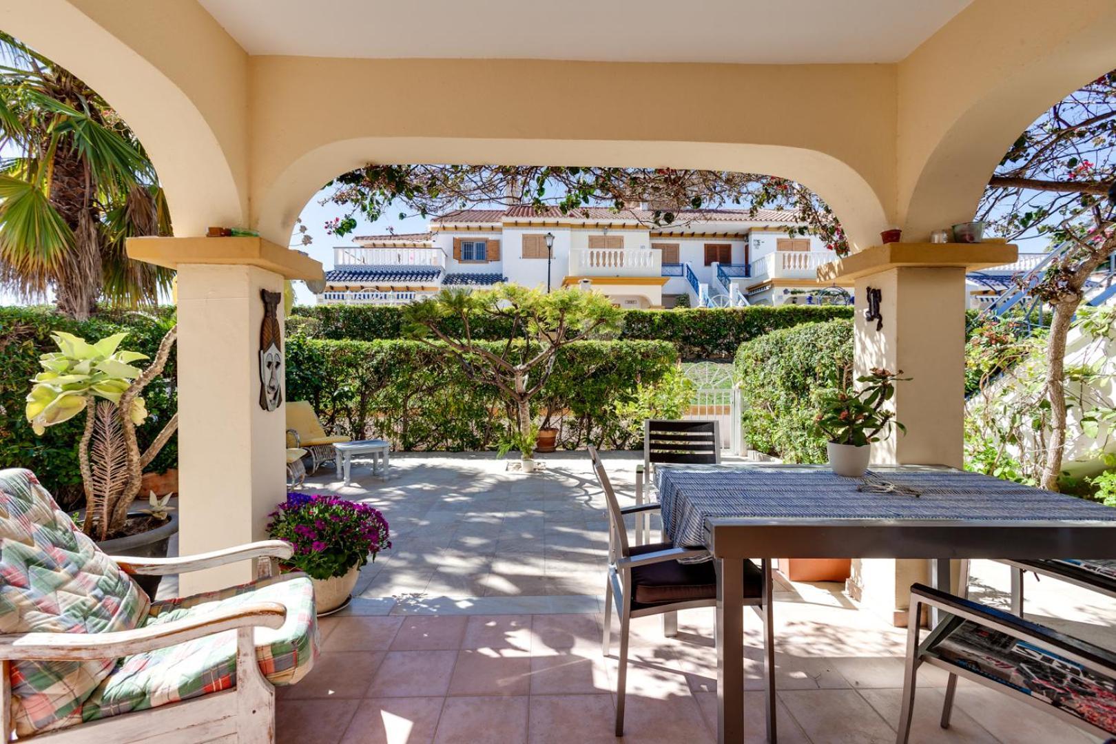 Bungalow Con Terraza La Mata لا ماتا المظهر الخارجي الصورة